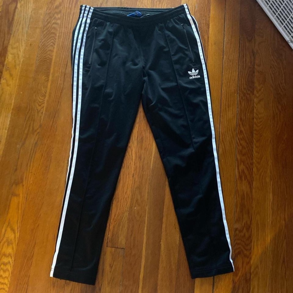 Adidas sweatpants